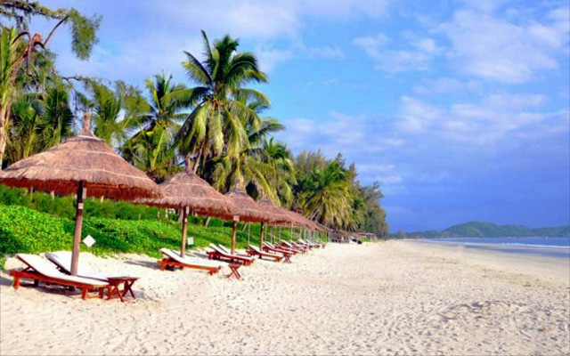 Dốc Lết Nha Trang một bãi biển đẹp với cảnh quan tươi đẹp và quyến rũ