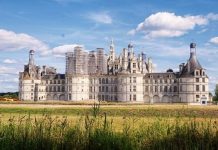 Chiêm ngưỡng vẻ đẹp lộng lẫy của lâu đài Château de Chambord - Pháp